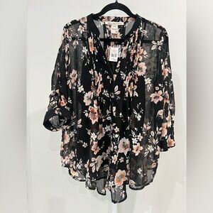 American Rag Floral Blouse - Black and Peach